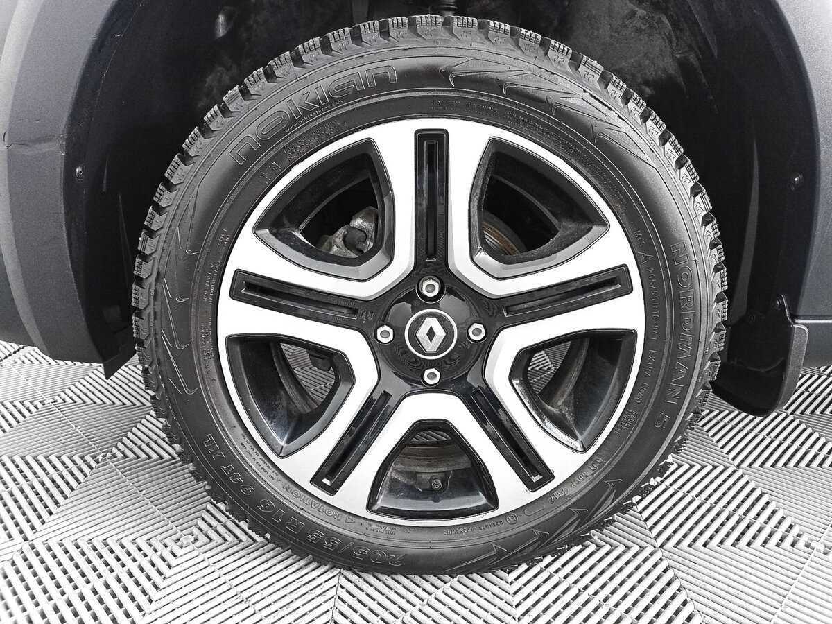 Renault Sandero с пробегом — 2021 год. Фото: #16