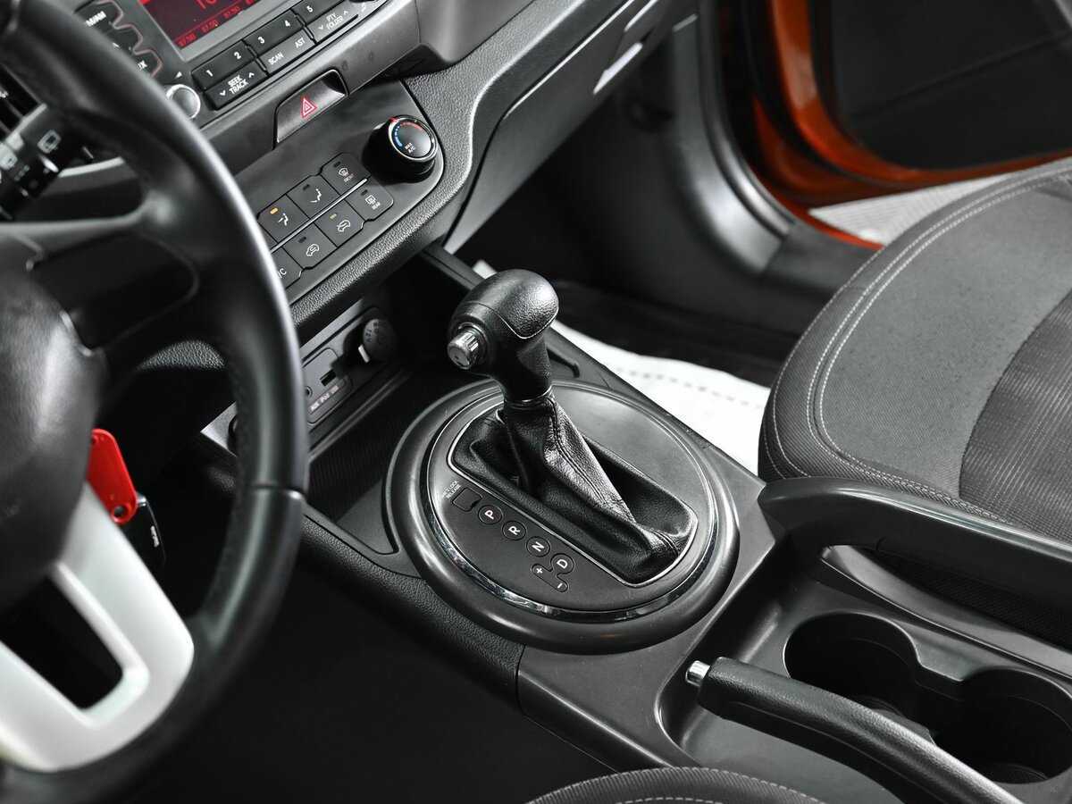 Kia Sportage с пробегом — 2012 год. Фото: #10