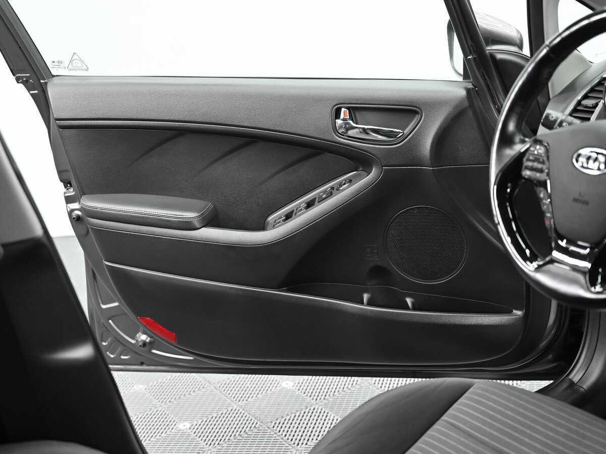 Kia Cerato с пробегом — 2018 год. Фото: #5