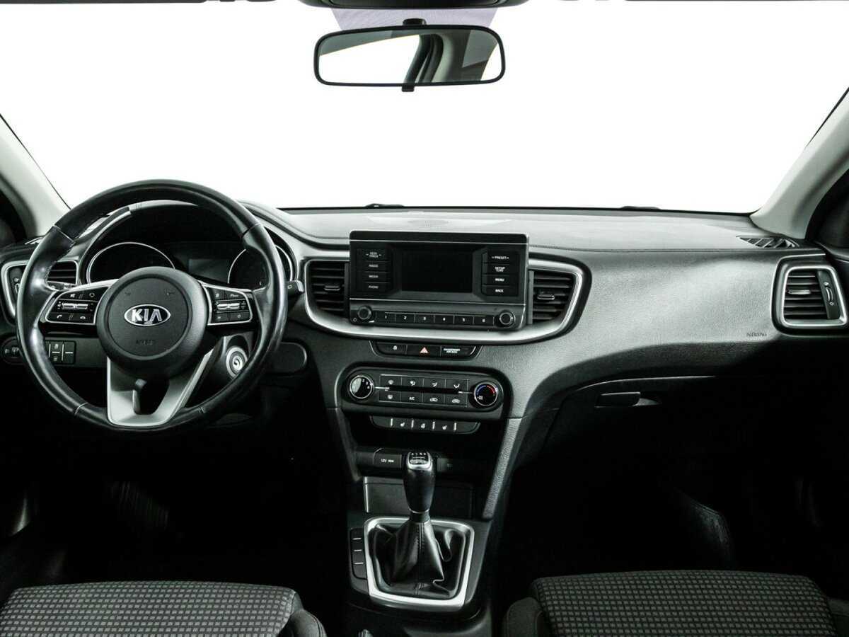 Kia Ceed с пробегом — 2020 год. Фото: #13