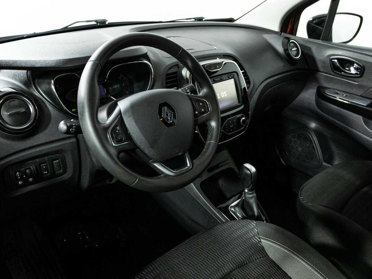 Renault Kaptur с пробегом — 2018 год. Фото: #10