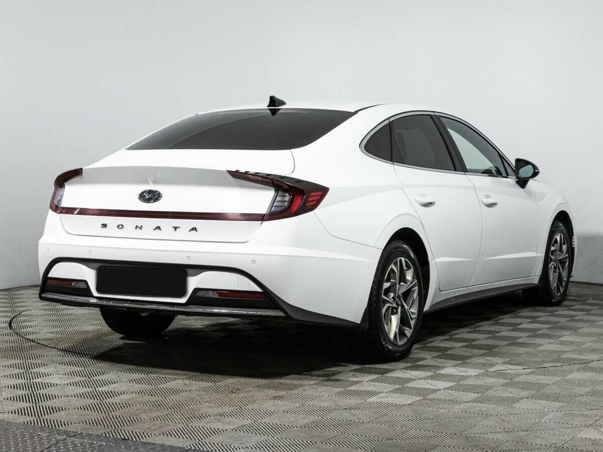 Hyundai Sonata с пробегом — 2021 год. Фото: #4