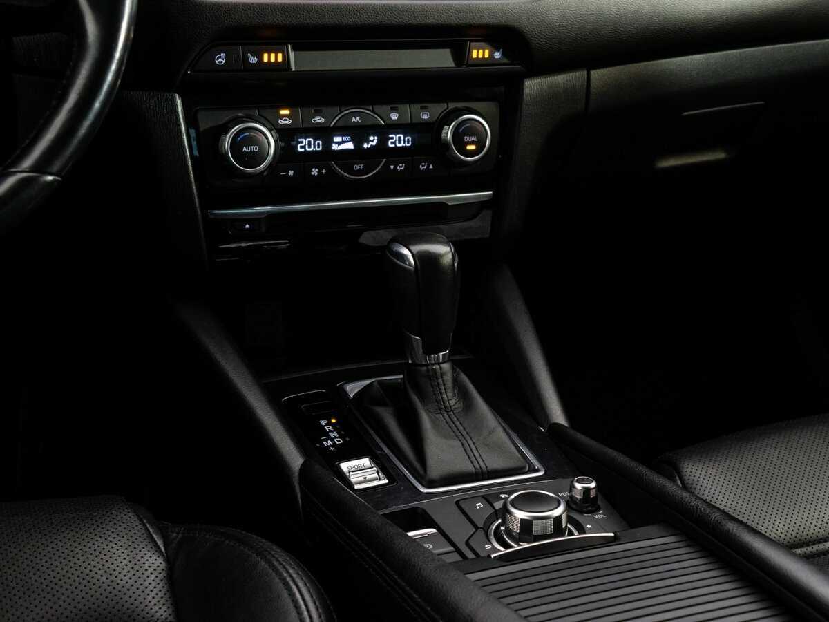 Mazda 6 с пробегом — 2017 год. Фото: #12