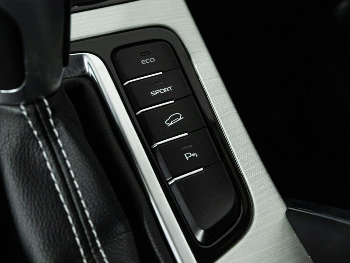 Geely Atlas с пробегом — 2020 год. Фото: #17