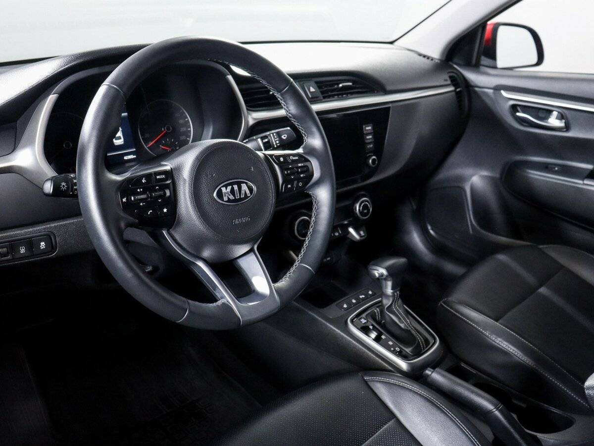 Kia Rio с пробегом — 2021 год. Фото: #13