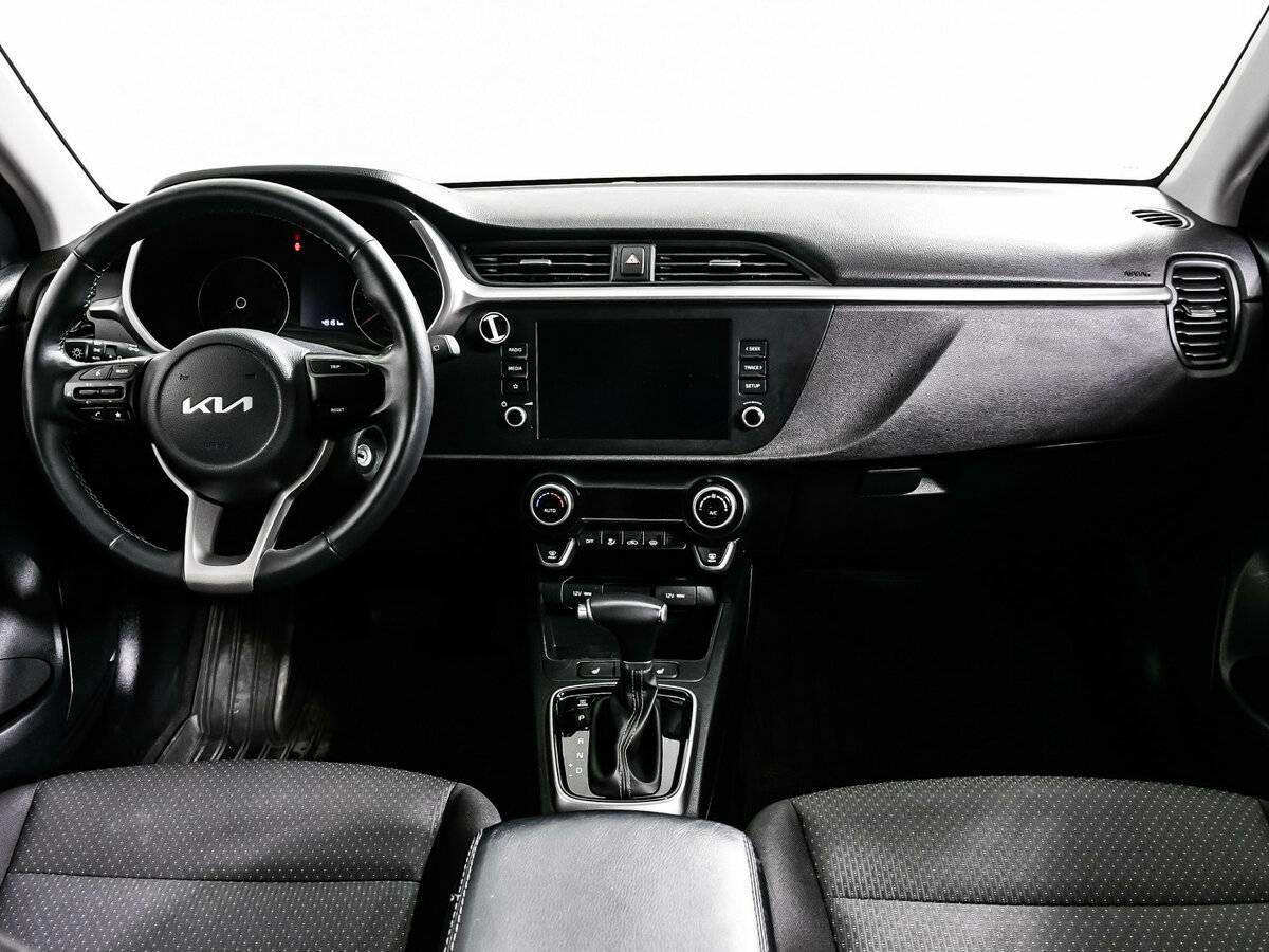 Kia Rio с пробегом — 2021 год. Фото: #10