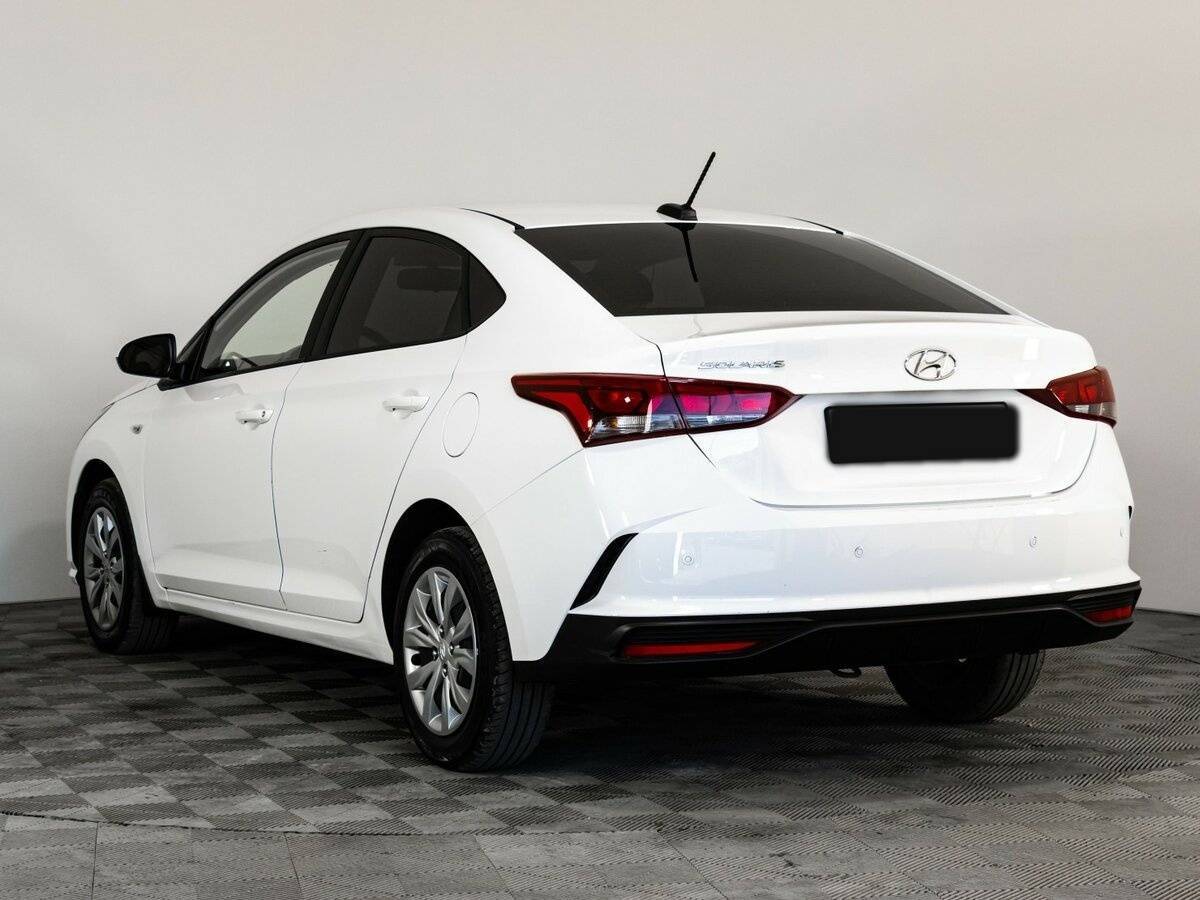 Hyundai Solaris с пробегом — 2021 год. Фото: #5