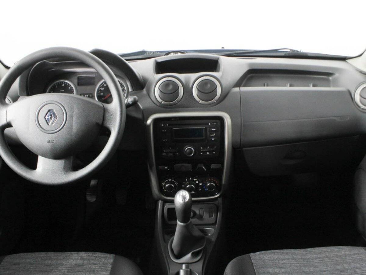 Renault Duster с пробегом — 2015 год. Фото: #3