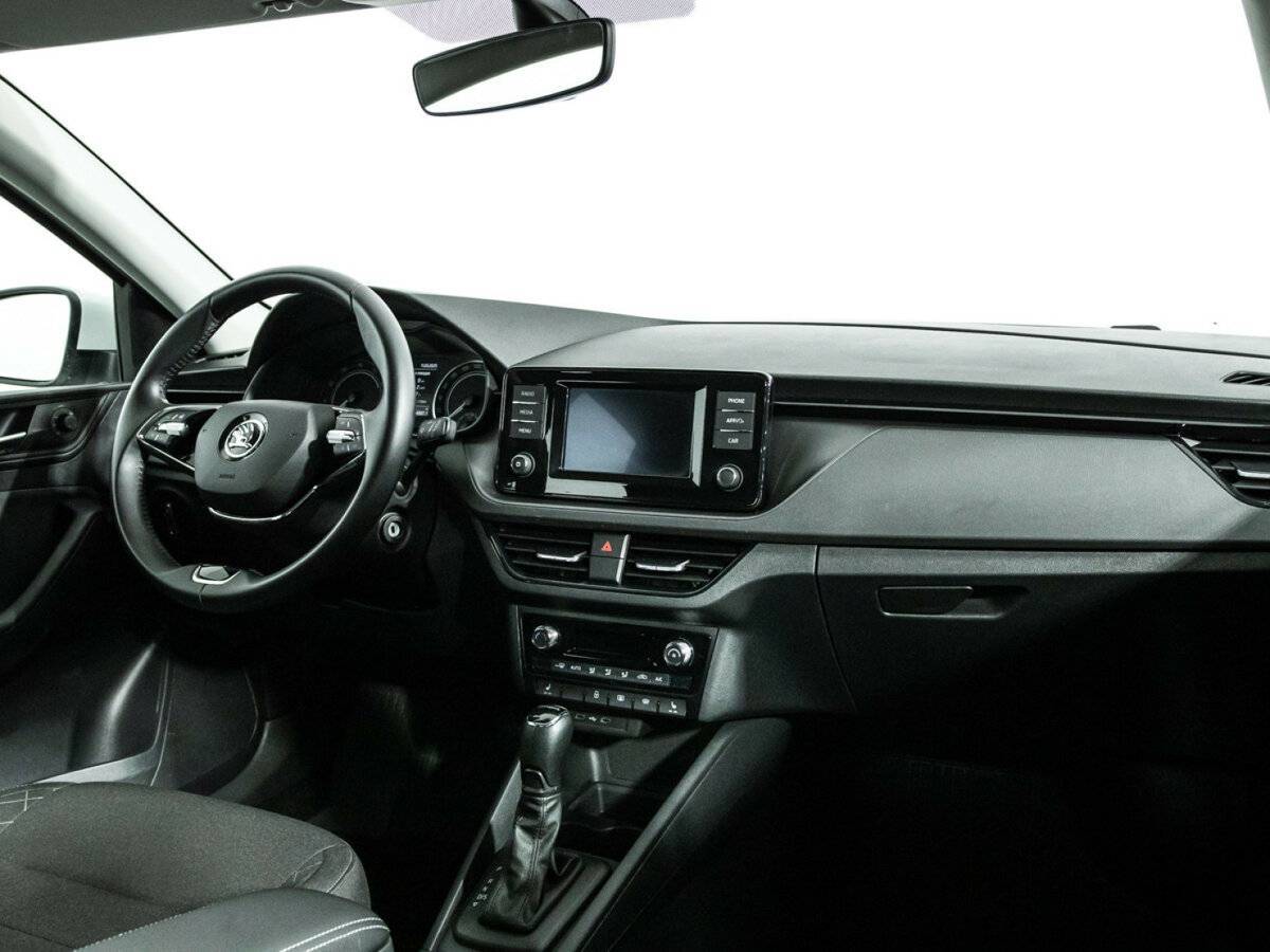 Skoda Rapid с пробегом — 2022 год. Фото: #8