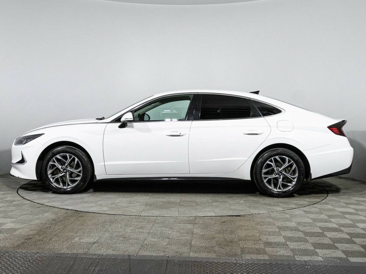 Hyundai Sonata с пробегом — 2020 год. Фото: #7