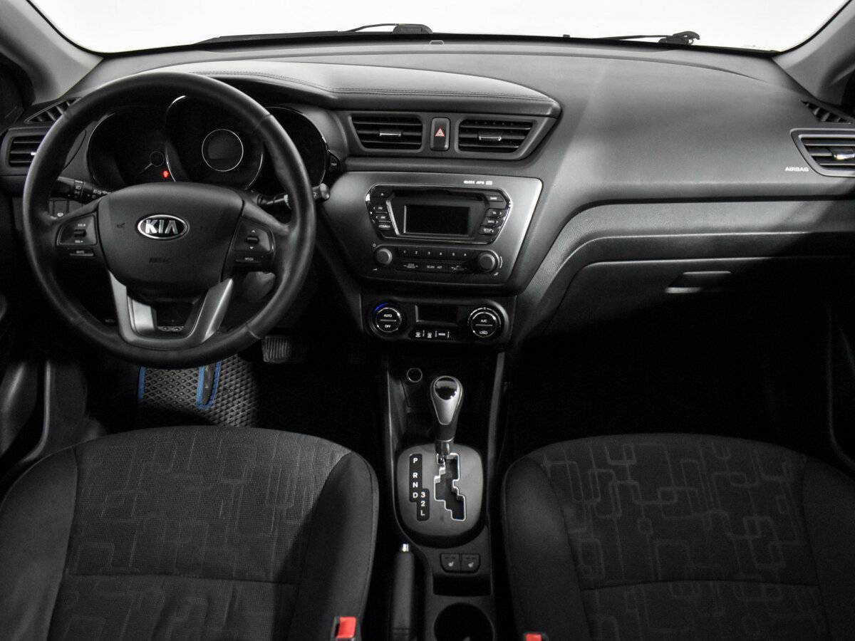Kia Rio с пробегом — 2013 год. Фото: #15