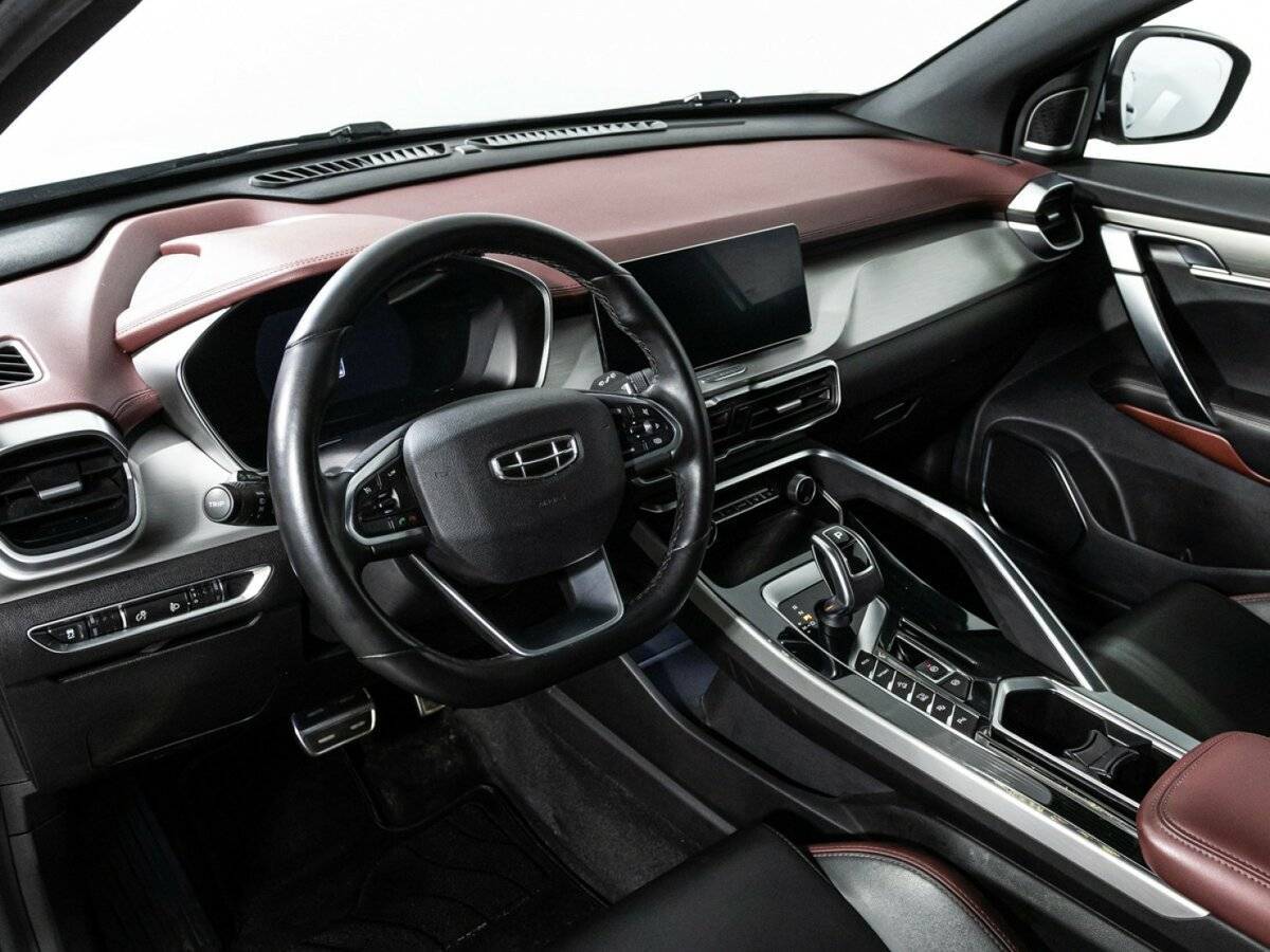 Geely Coolray с пробегом — 2021 год. Фото: #10