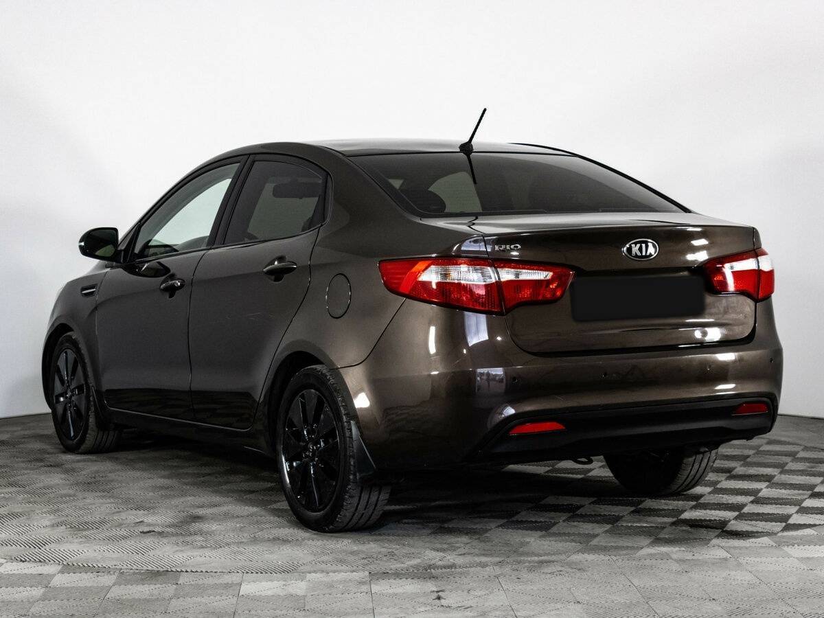 Kia Rio с пробегом — 2014 год. Фото: #5