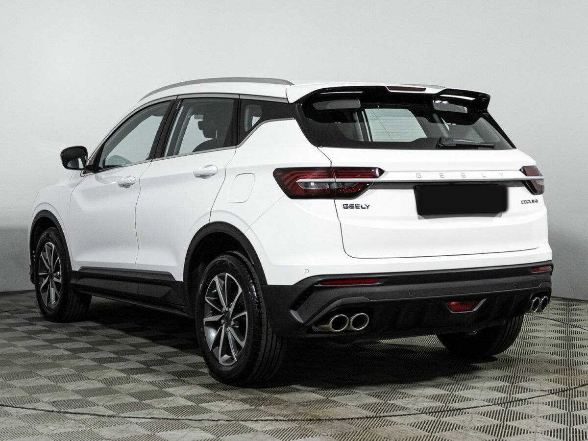Geely Coolray с пробегом — 2022 год. Фото: #6