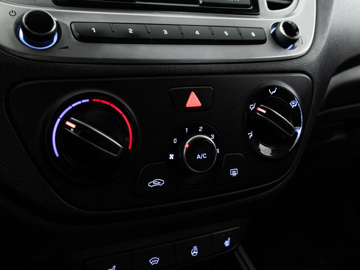 Hyundai Solaris с пробегом — 2020 год. Фото: #14