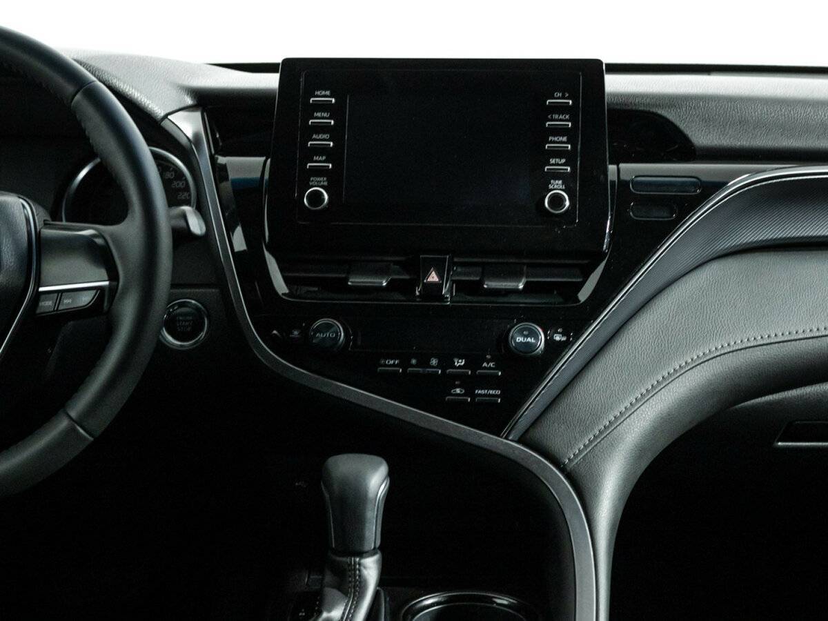 Toyota Camry с пробегом — 2021 год. Фото: #13