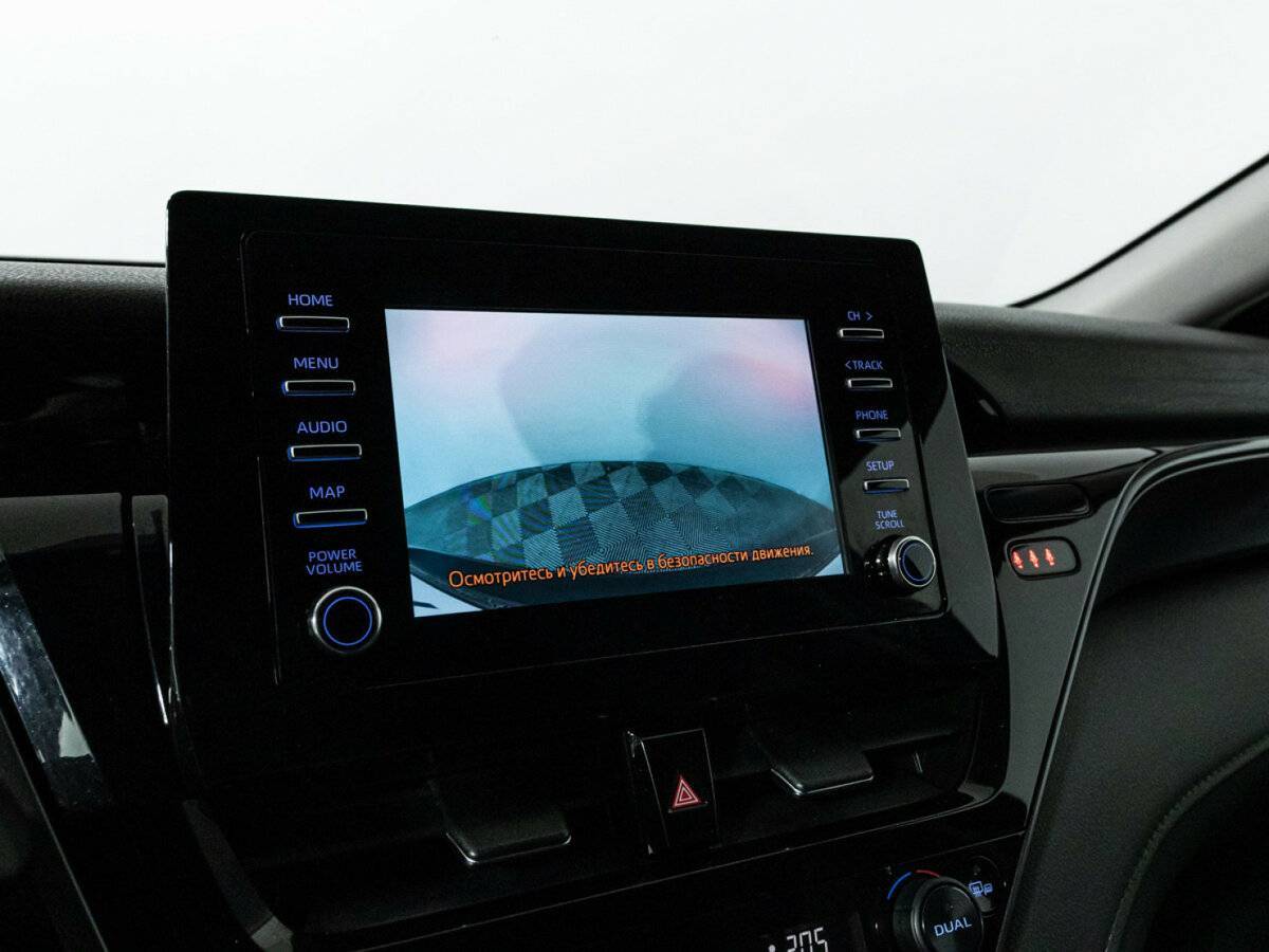 Toyota Camry с пробегом — 2021 год. Фото: #15