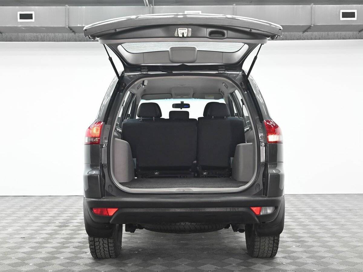 Mitsubishi Pajero Sport с пробегом — 2014 год. Фото: #4