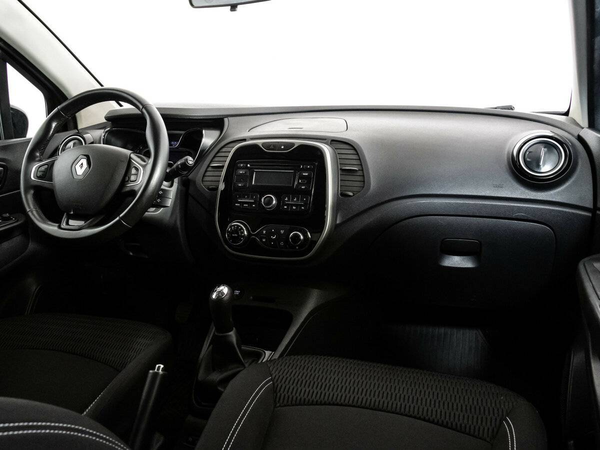 Renault Kaptur с пробегом — 2017 год. Фото: #6