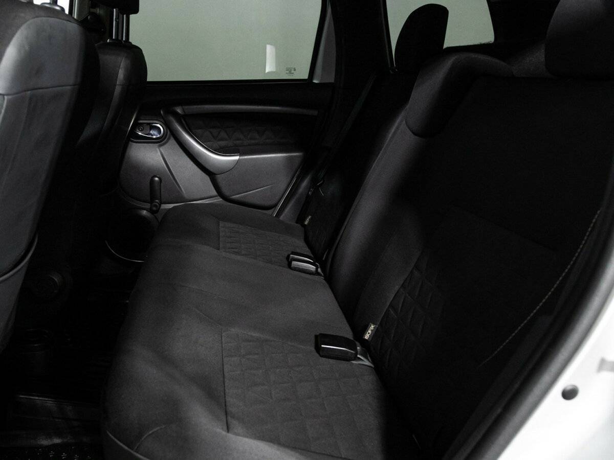 Renault Duster с пробегом — 2017 год. Фото: #9