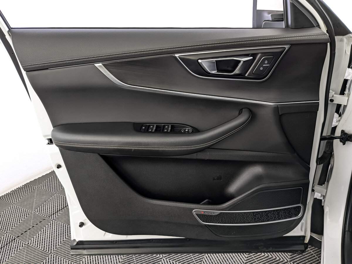 Chery Tiggo 8 с пробегом — 2020 год. Фото: #18