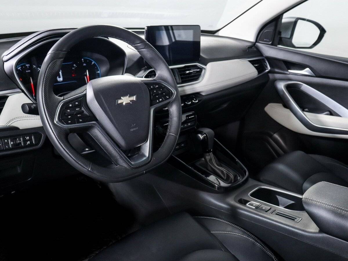 Chevrolet Captiva с пробегом — 2022 год. Фото: #8