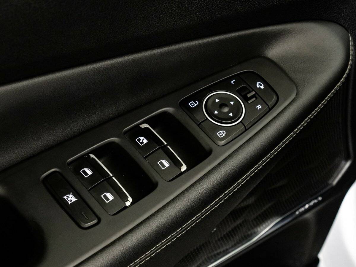 Hyundai Santa Fe с пробегом — 2018 год. Фото: #14