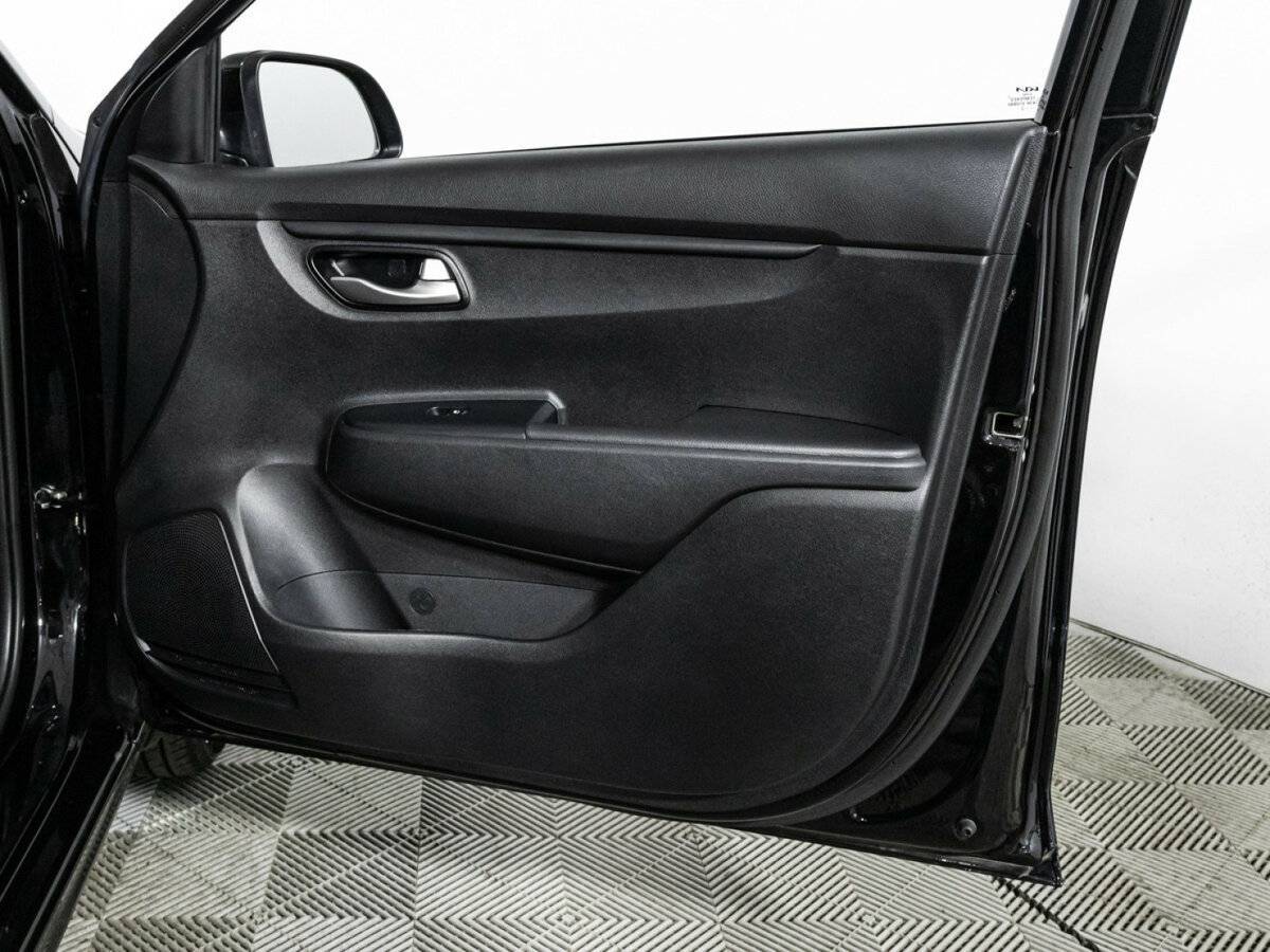 Kia Rio с пробегом — 2022 год. Фото: #28