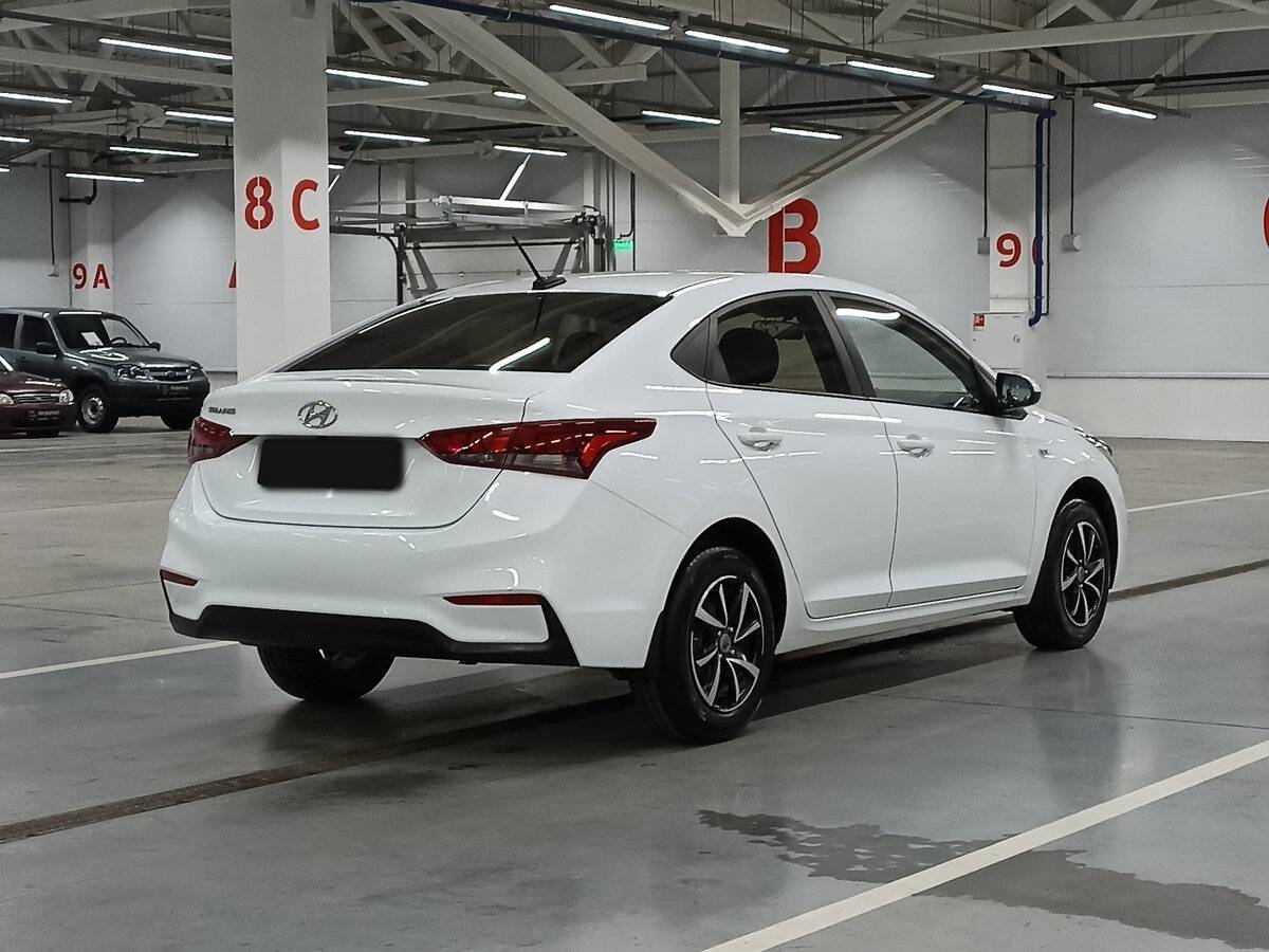 Hyundai Solaris с пробегом — 2017 год. Фото: #4