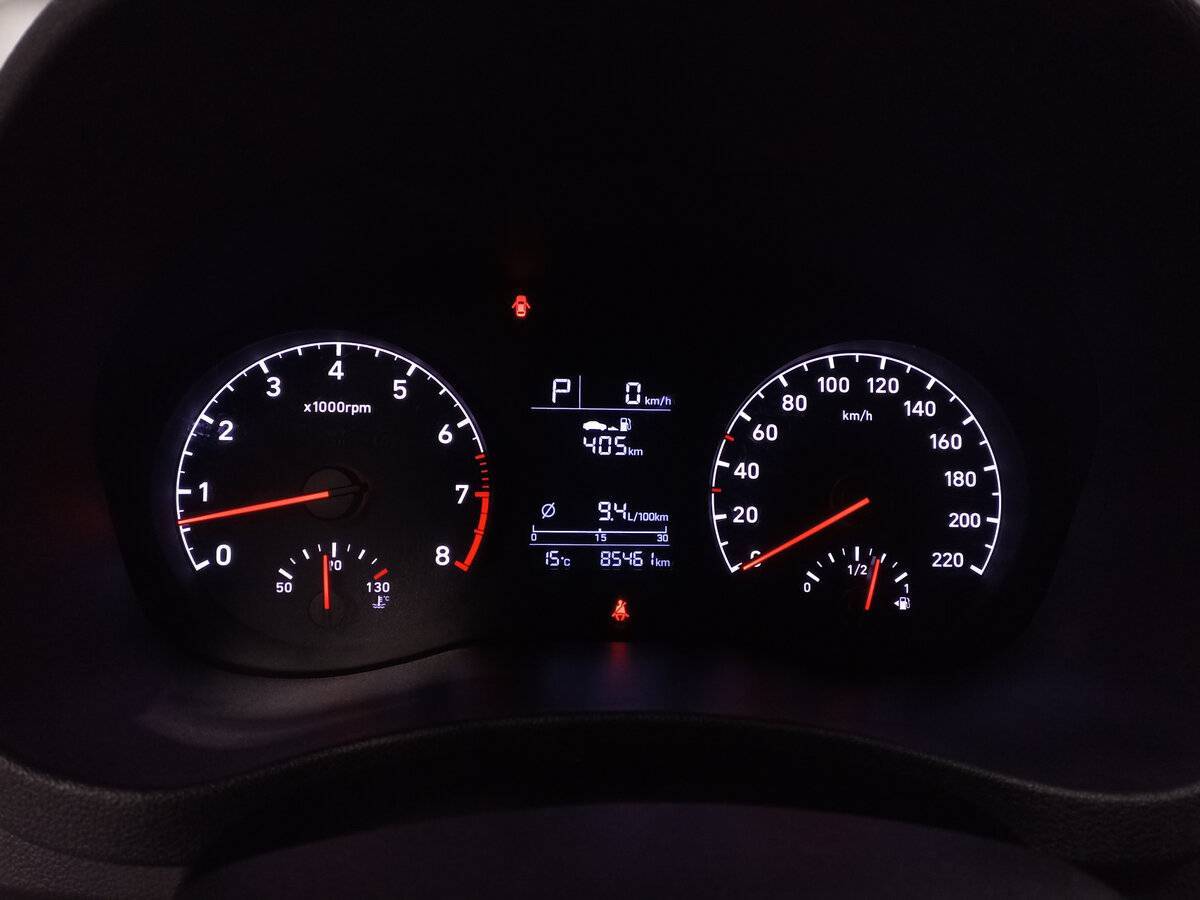 Hyundai Solaris с пробегом — 2017 год. Фото: #12