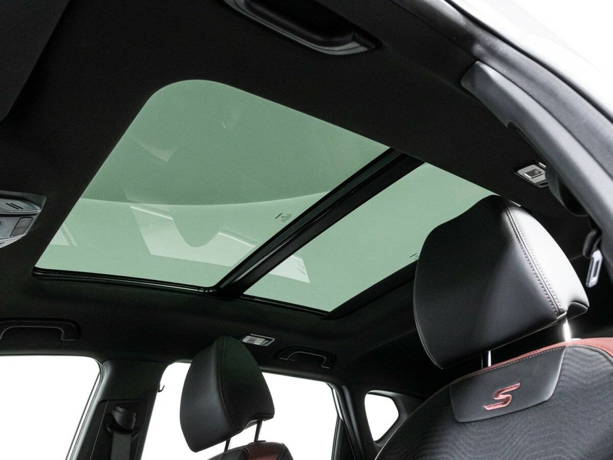 Geely Coolray с пробегом — 2023 год. Фото: #14