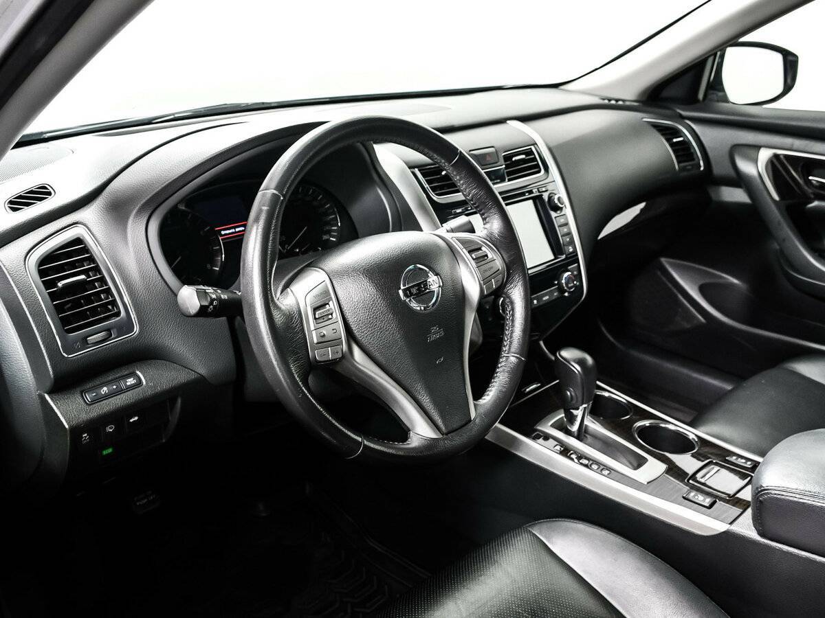 Nissan Teana с пробегом — 2015 год. Фото: #12