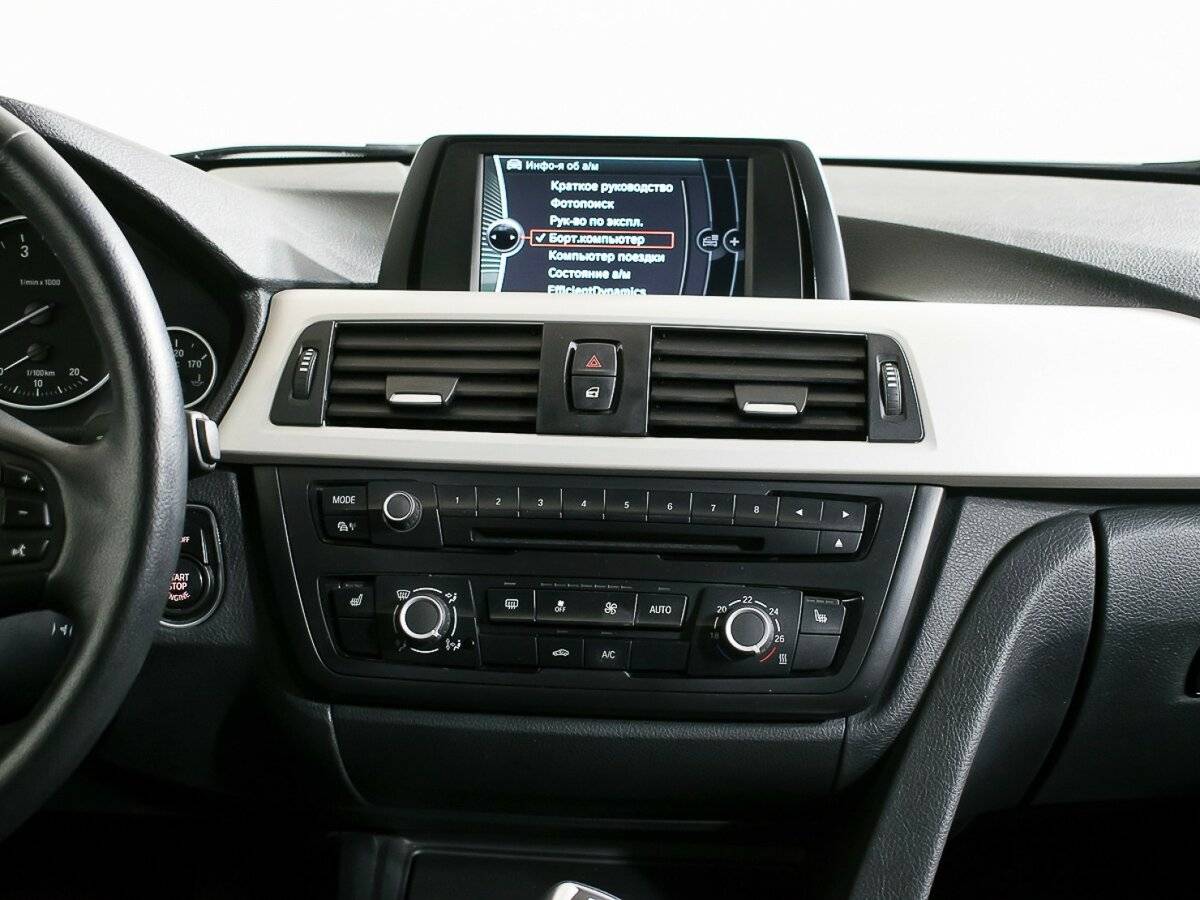 BMW 3 серии с пробегом — 2013 год. Фото: #17