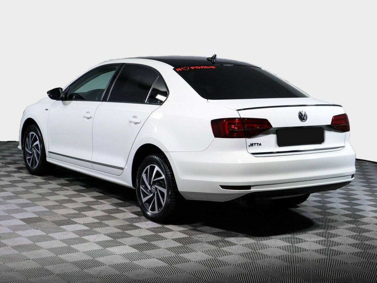 Volkswagen Jetta с пробегом — 2018 год. Фото: #6