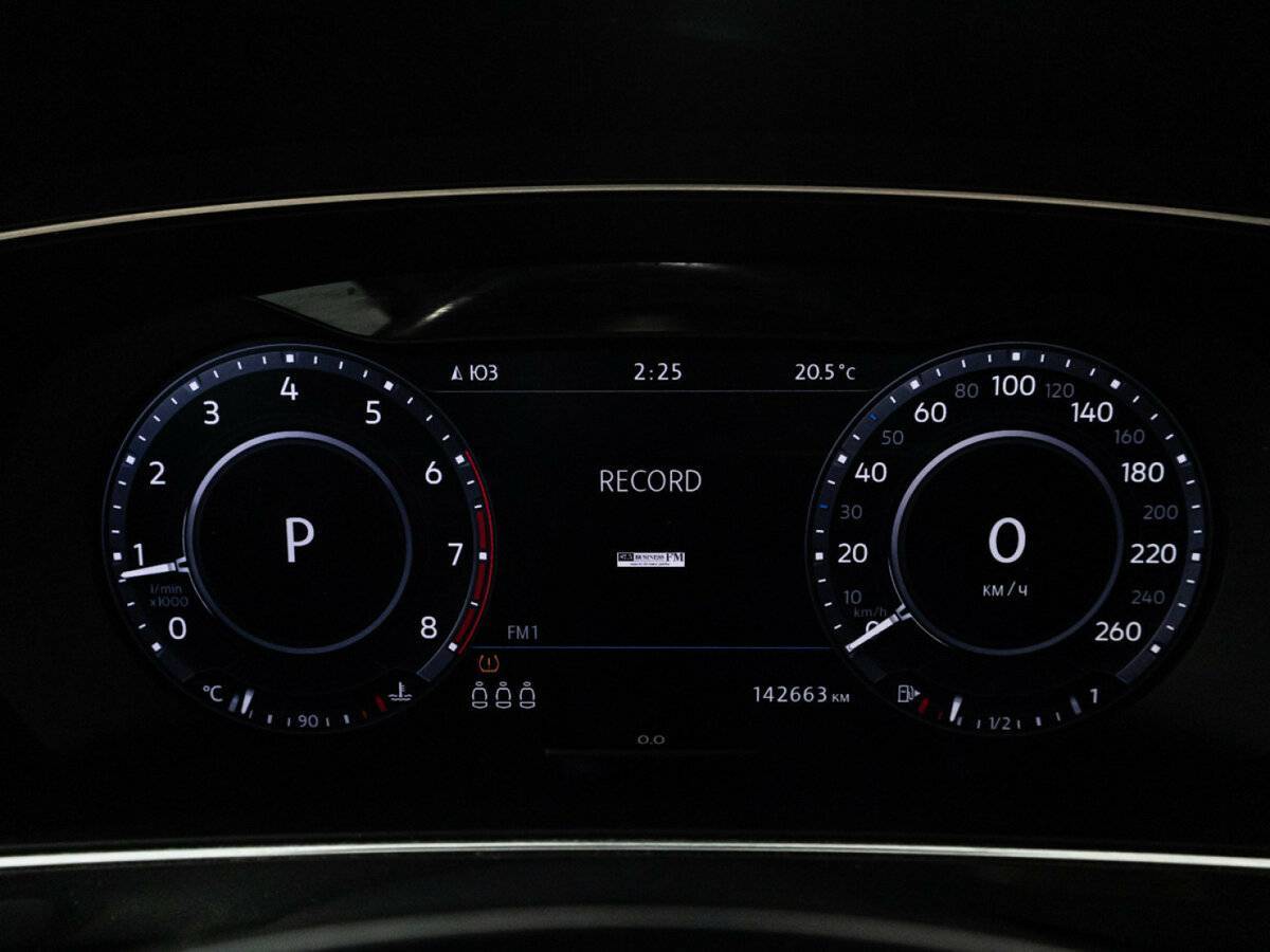 Volkswagen Tiguan с пробегом — 2017 год. Фото: #11