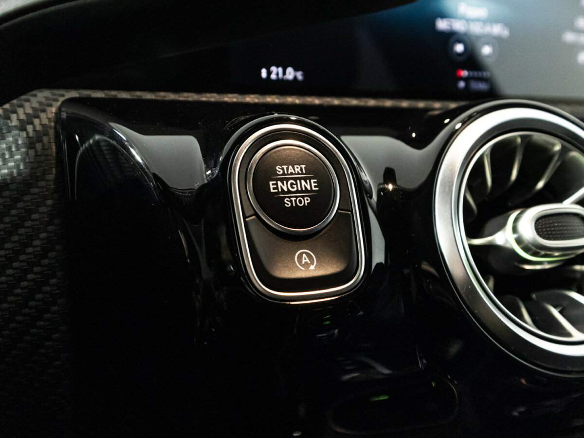 Mercedes-Benz A-Класс с пробегом — 2018 год. Фото: #15