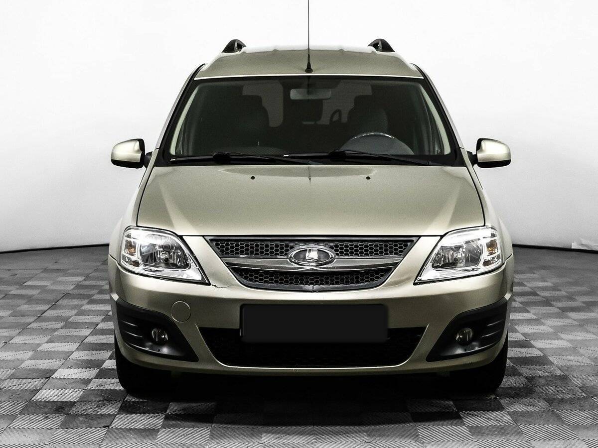 Lada (ВАЗ) Largus с пробегом — 2014 год. Фото: #1