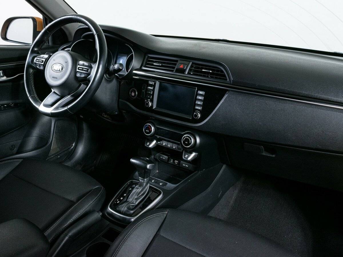 Kia Rio с пробегом — 2019 год. Фото: #7