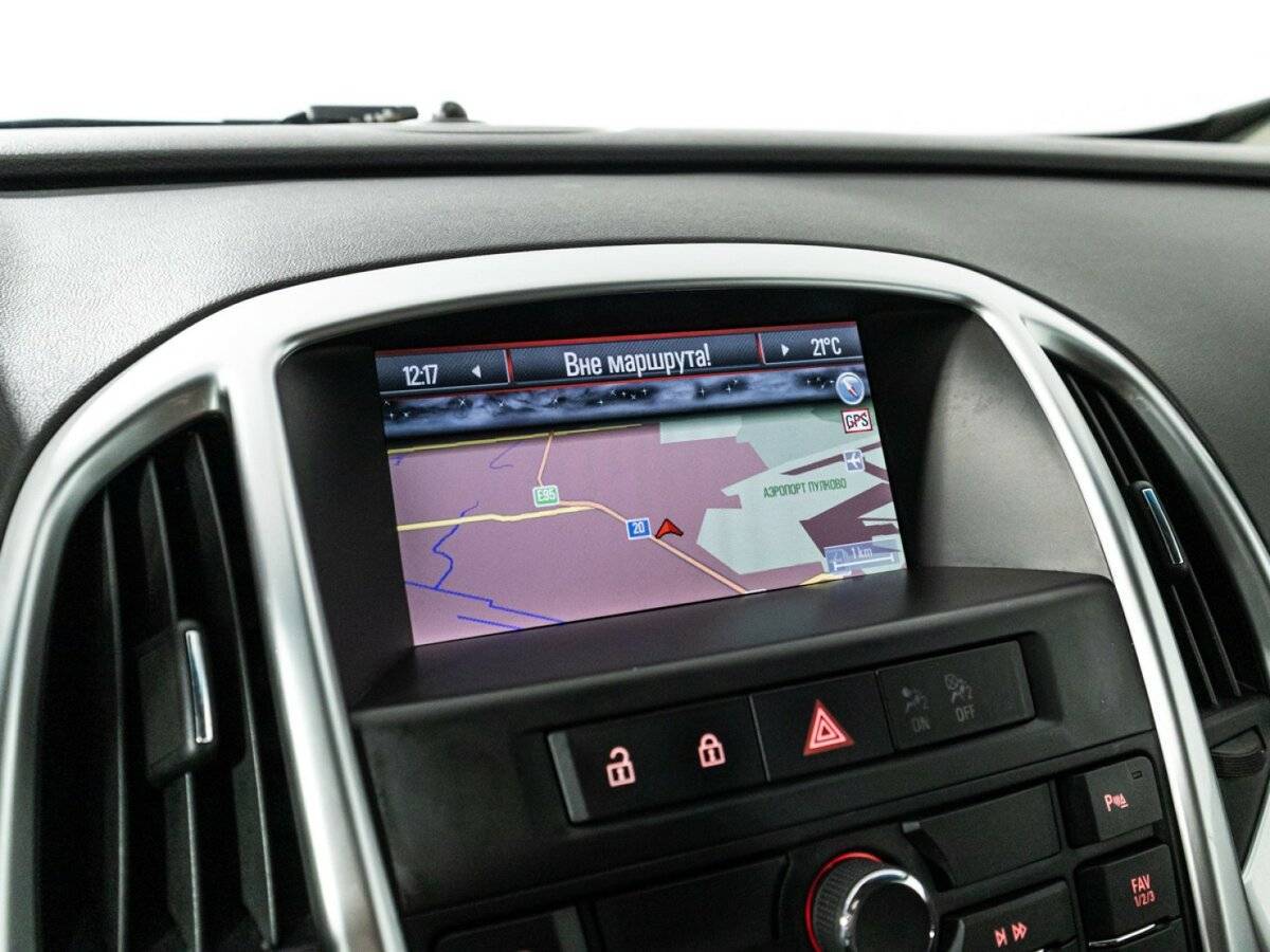 Opel Astra с пробегом — 2013 год. Фото: #15