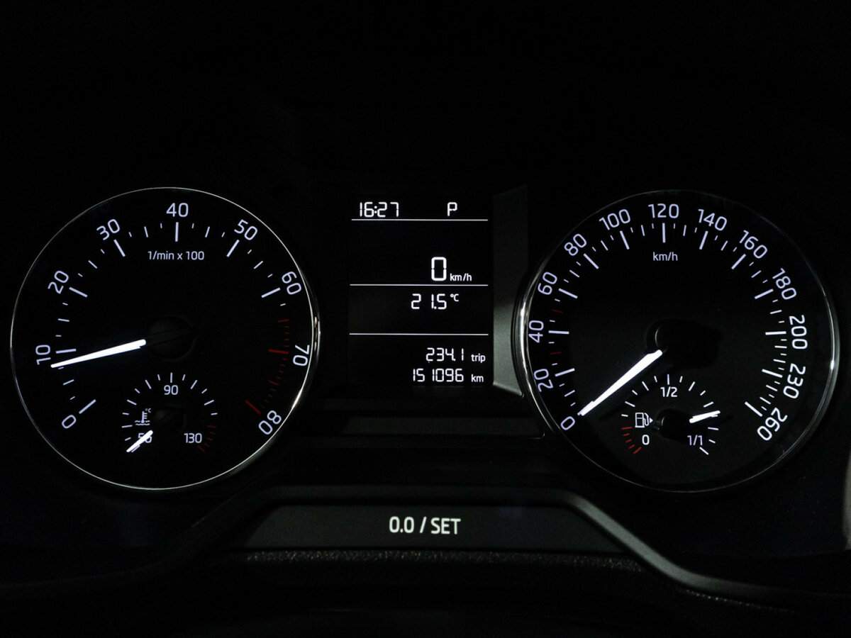 Skoda Octavia с пробегом — 2016 год. Фото: #11