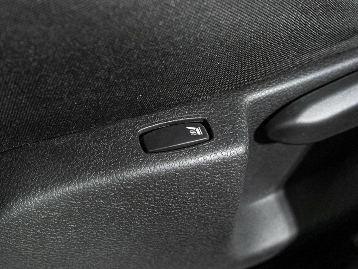 Renault Sandero с пробегом — 2019 год. Фото: #34