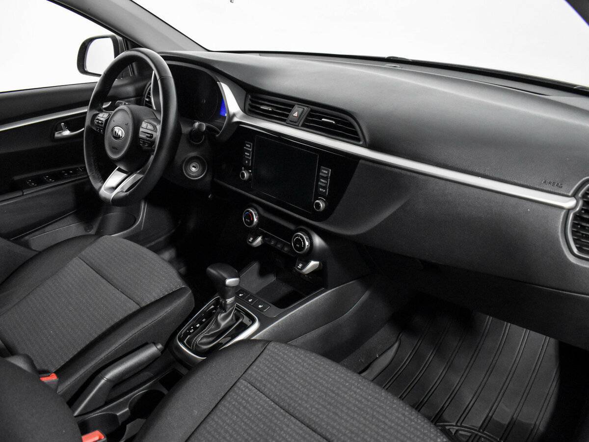 Kia Rio с пробегом — 2020 год. Фото: #10