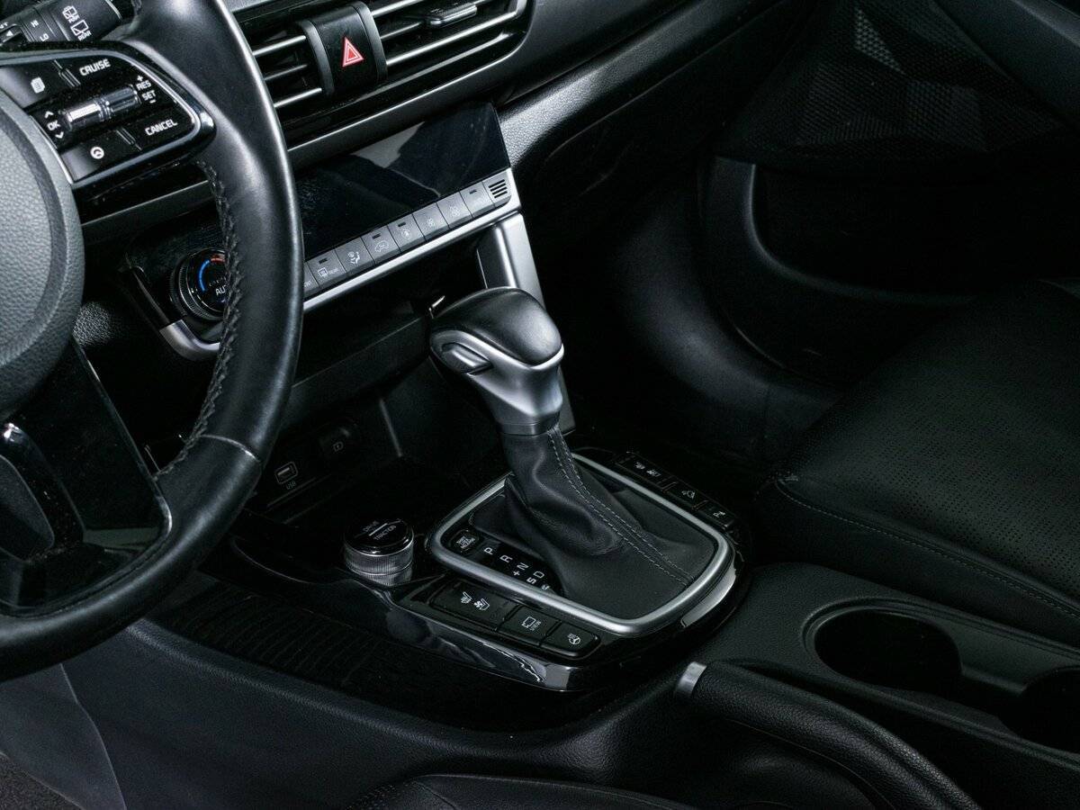 Kia Seltos с пробегом — 2020 год. Фото: #13