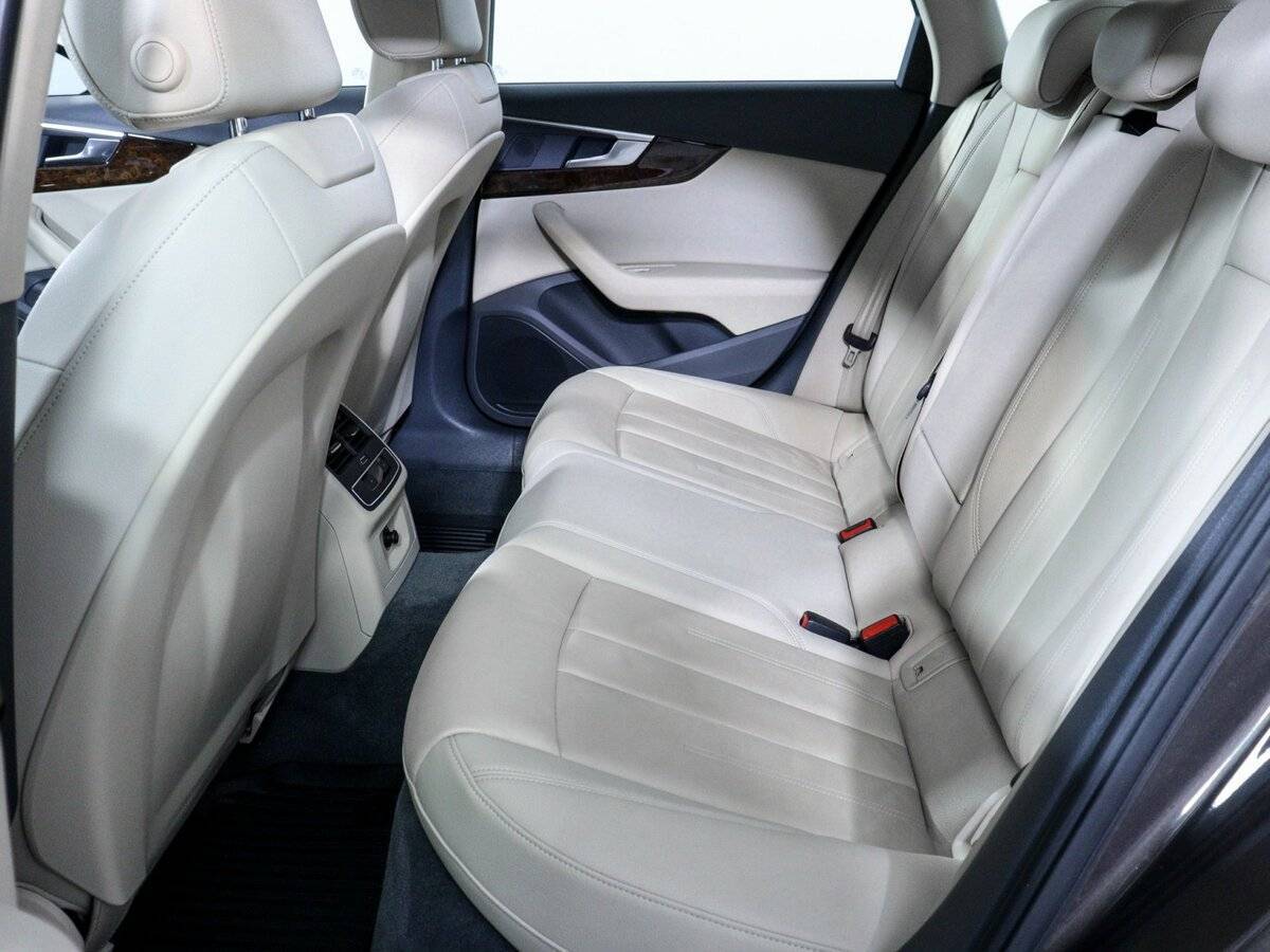 Audi A4 с пробегом — 2016 год. Фото: #9