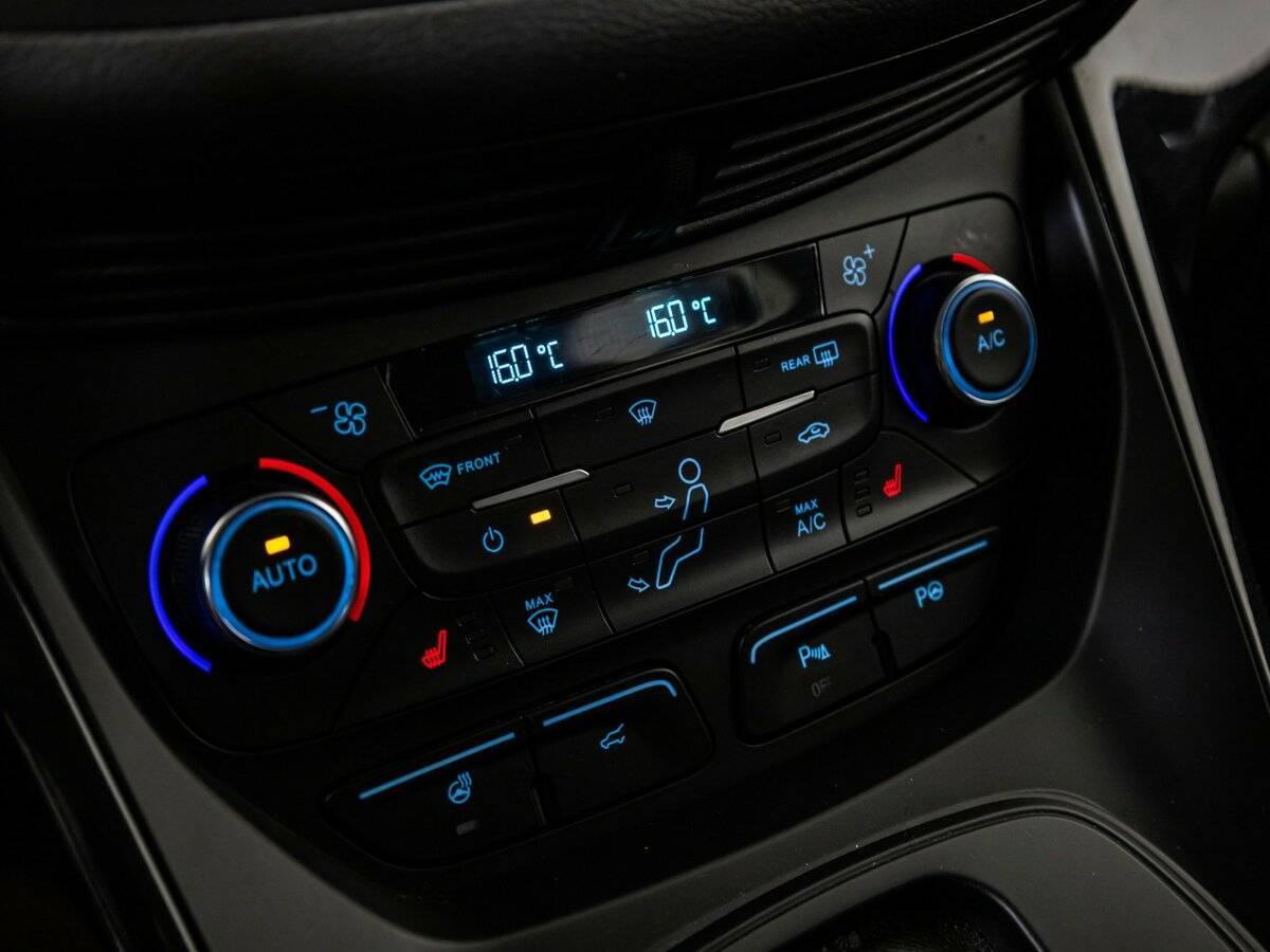 Ford Kuga с пробегом — 2018 год. Фото: #15