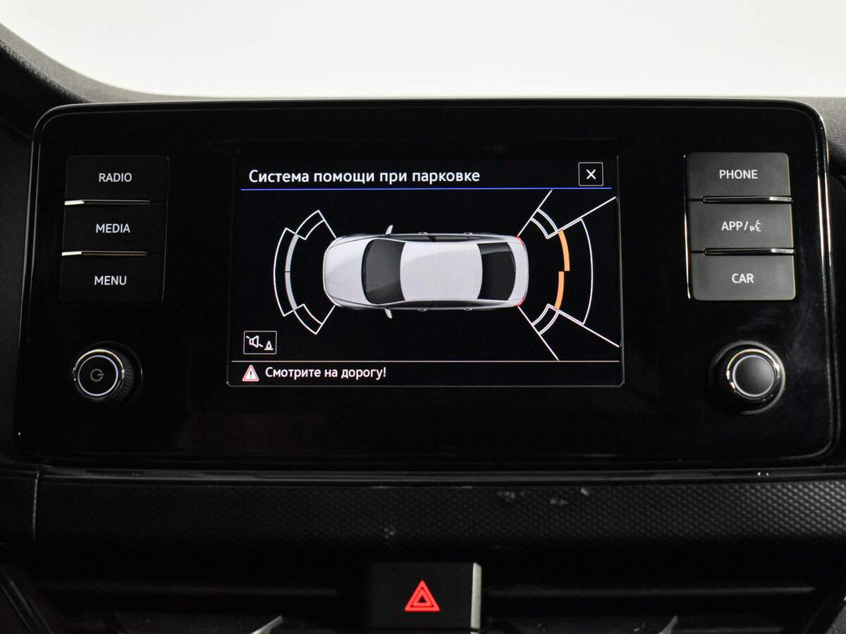 Volkswagen Polo с пробегом — 2021 год. Фото: #17