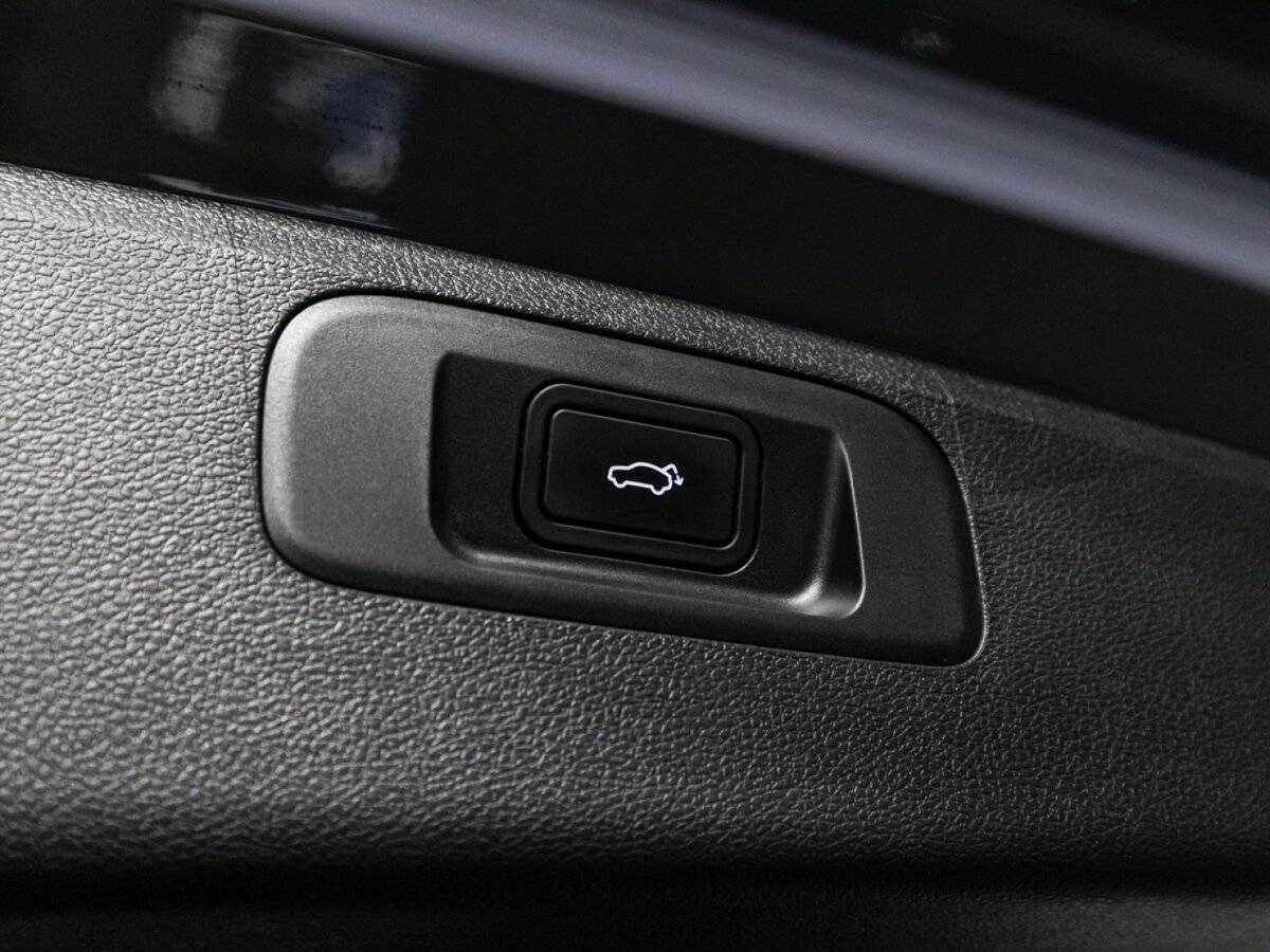 Geely Coolray с пробегом — 2023 год. Фото: #15