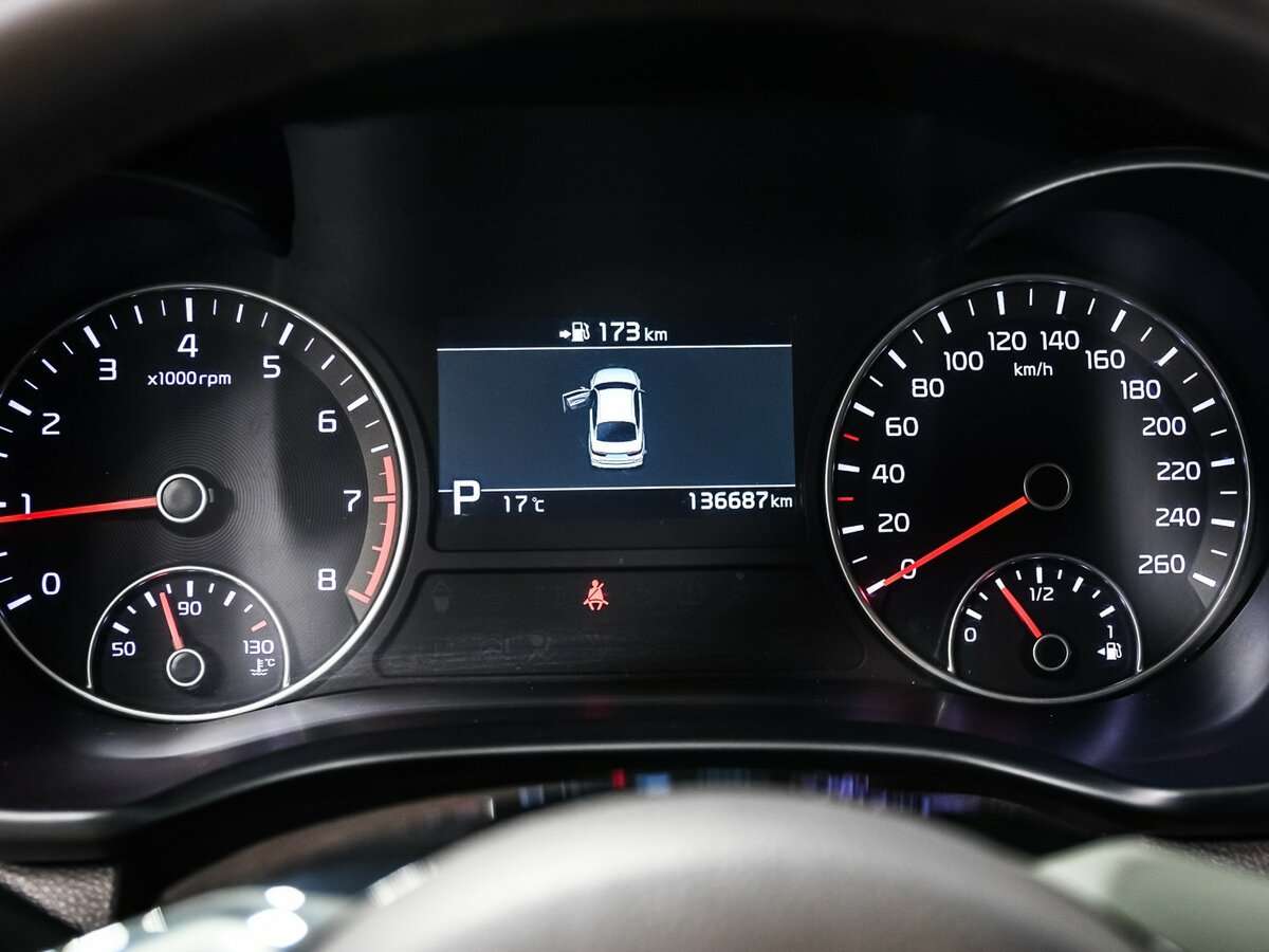 Kia Optima с пробегом — 2018 год. Фото: #9