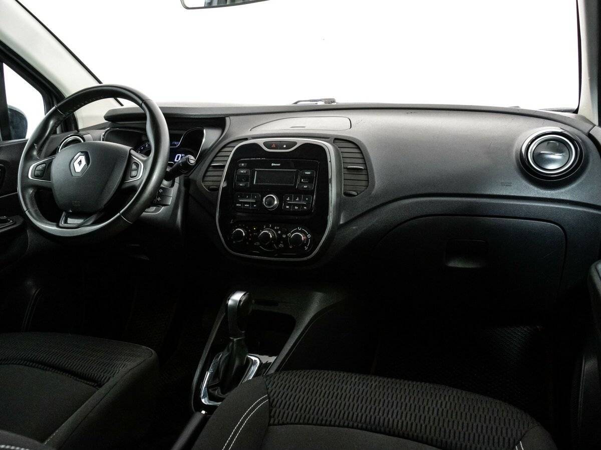 Renault Kaptur с пробегом — 2017 год. Фото: #8