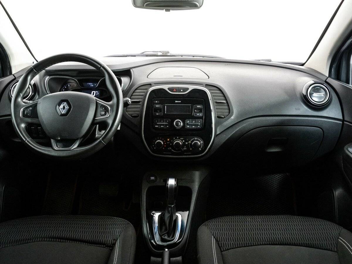 Renault Kaptur с пробегом — 2017 год. Фото: #9